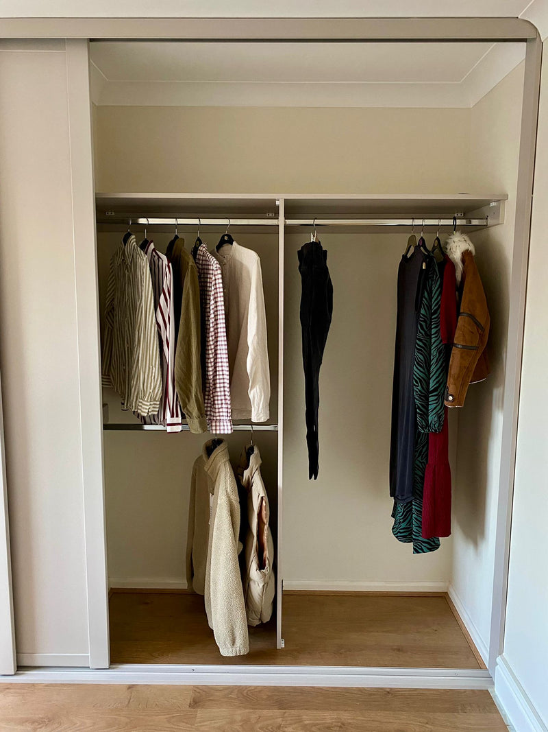 Cashmere Shaker Sliding wardrobe Doors, paired with Cashmere Board and Silver Mirror Panels